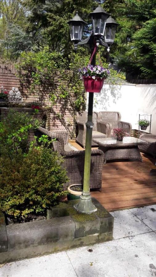 Onder De Boomen Villa แบร์เคน ภายนอก รูปภาพ